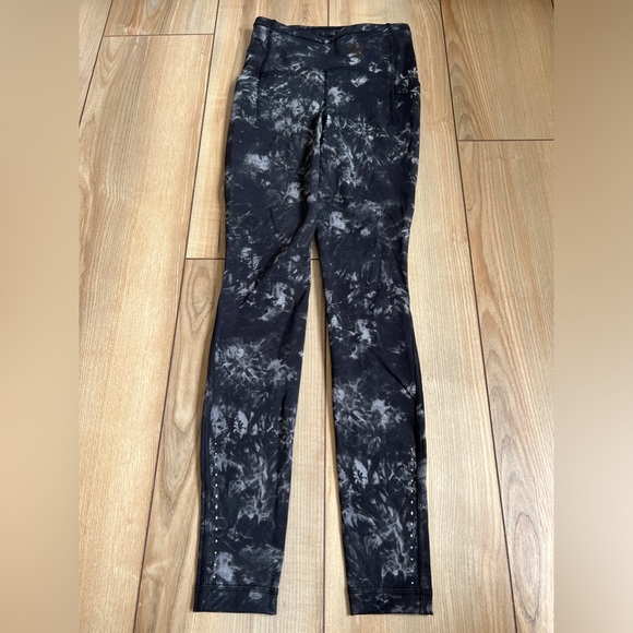 Lululemon Swift Speed High-Rise Tight 28" - Picture 10 of 13